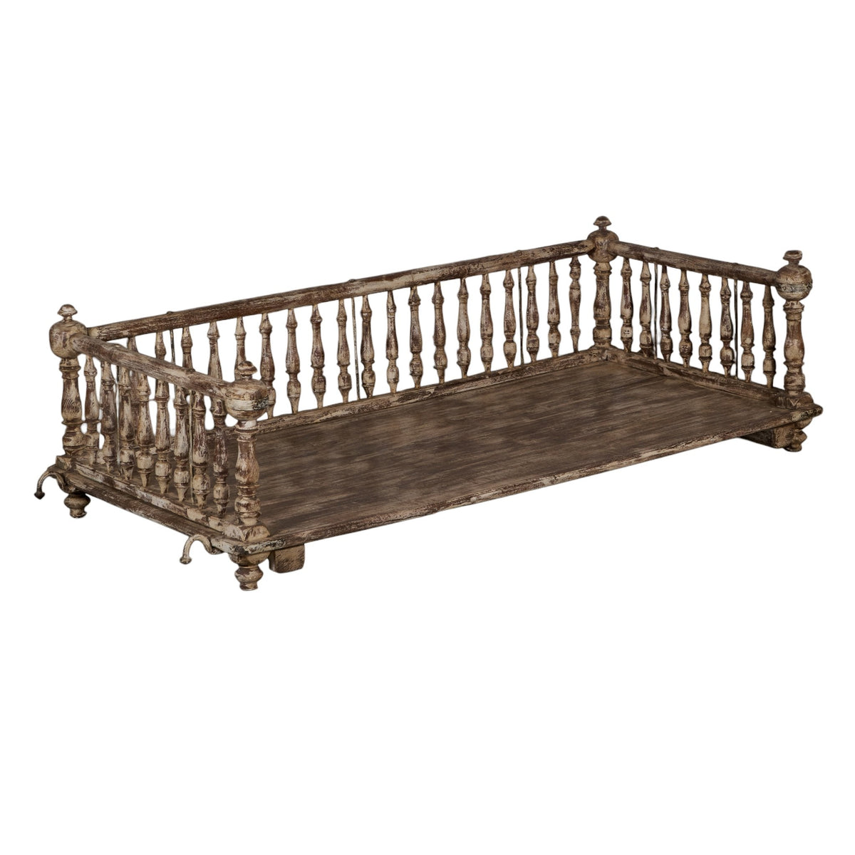 Spindle Wood Jhula Swing by Studio Vastu